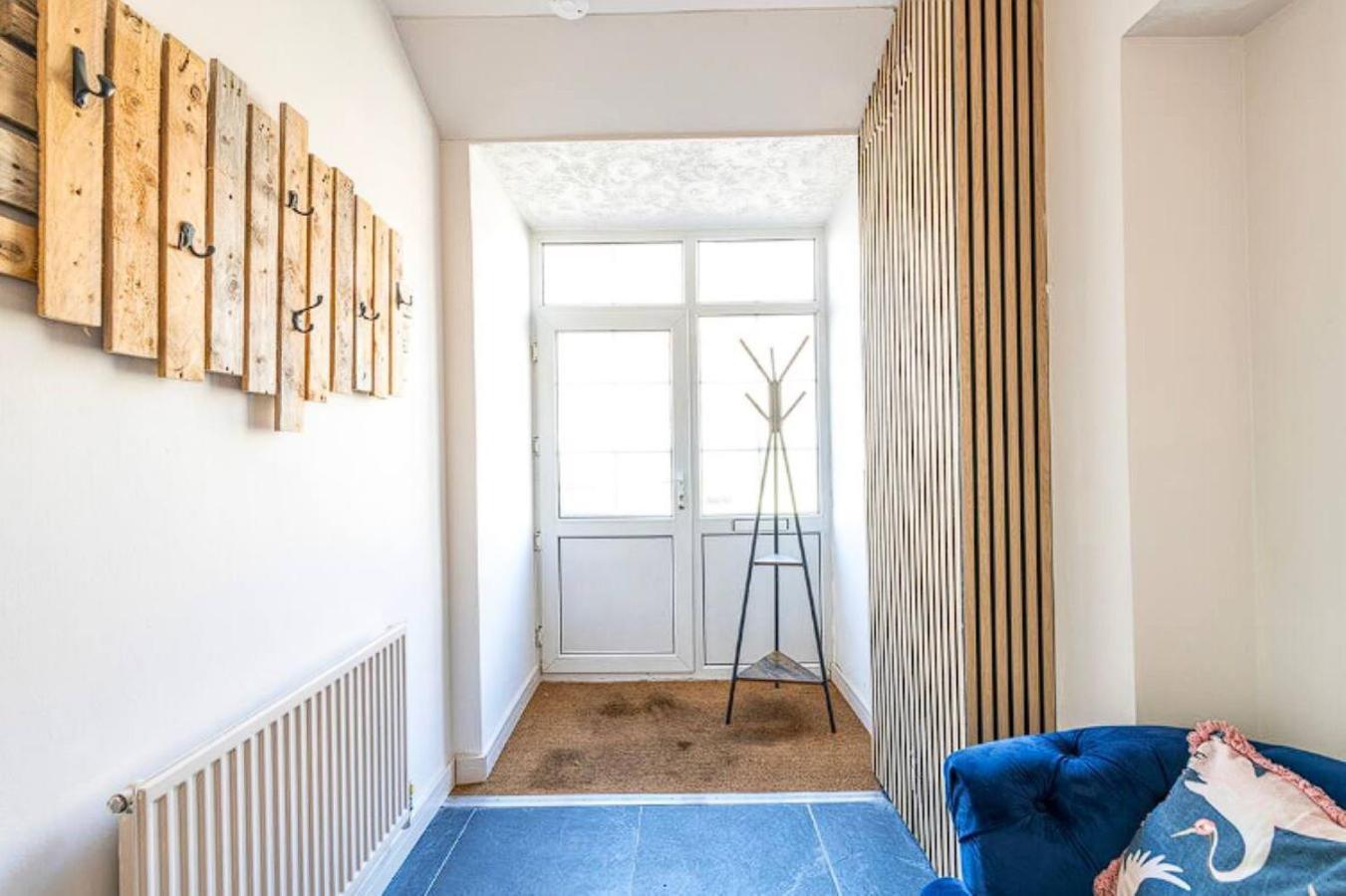 Apartment Contemporary Upnor House With 2 Free Parking By Prescott Bristol