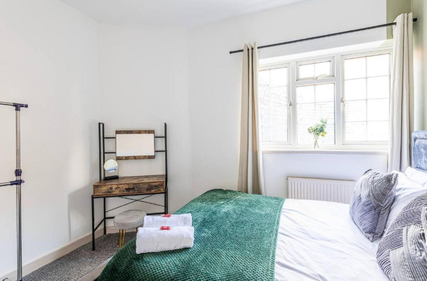 Contemporary Upnor House With 2 Free Parking By Prescott Appartamento Bristol