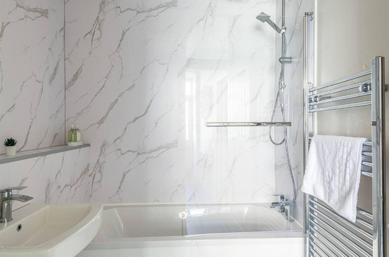 Contemporary Upnor House With 2 Free Parking By Prescott Appartamento Bristol