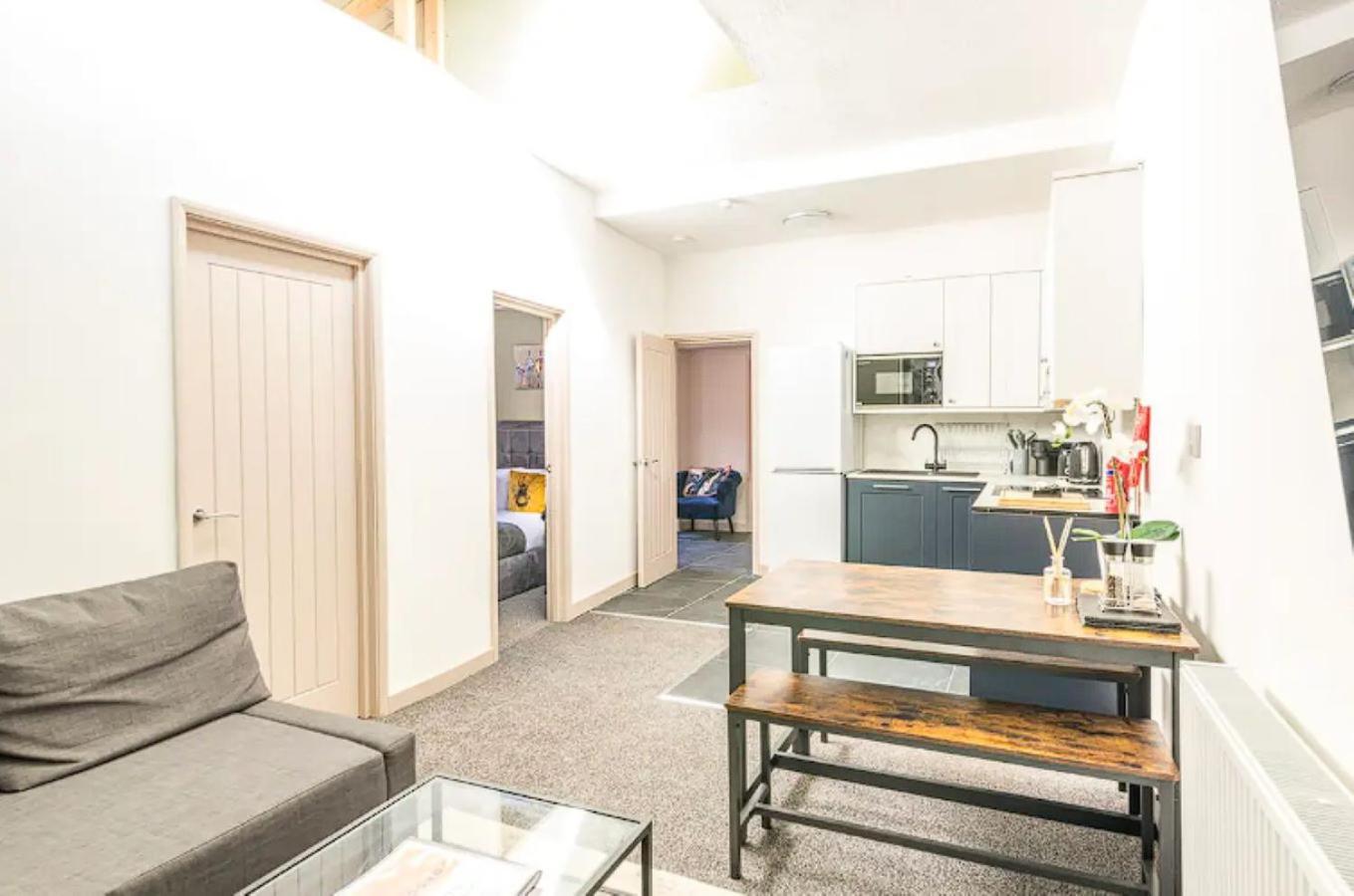 Appartamento Contemporary Upnor House With 2 Free Parking By Prescott *